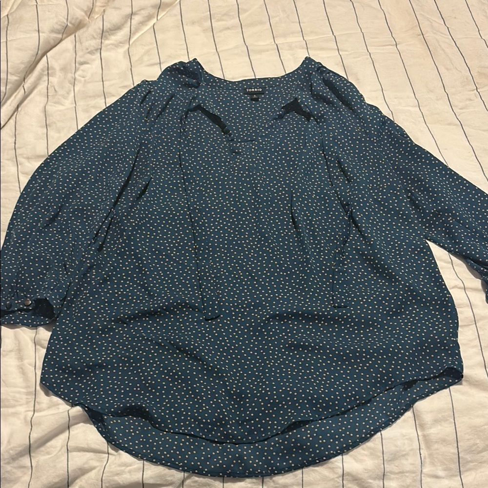 Torrid Green and Blue Relaxed 3/4 Sleeve Blouse